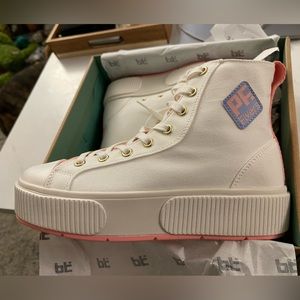 PF. Flyers Allston White-Peaches. Brand new. Worn once for brand photo shoot.